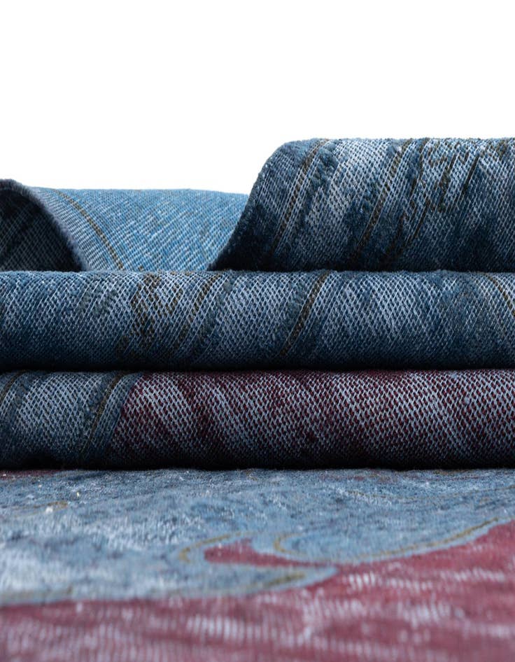 Detail image of  9' 8 x 15' 1 Vintage Royal Wool Rug