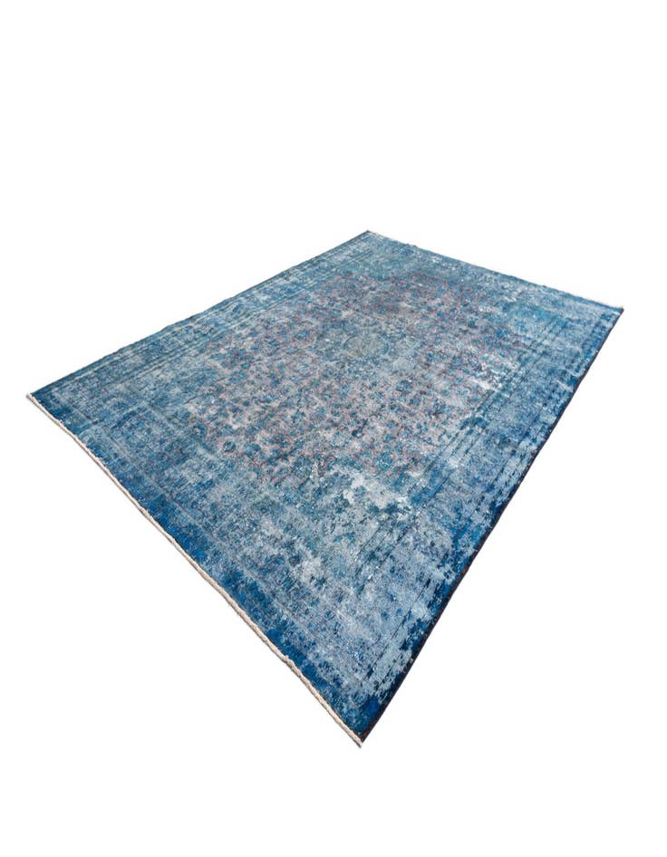 Detail image of  10' x 13' Vintage Royal Wool Rug