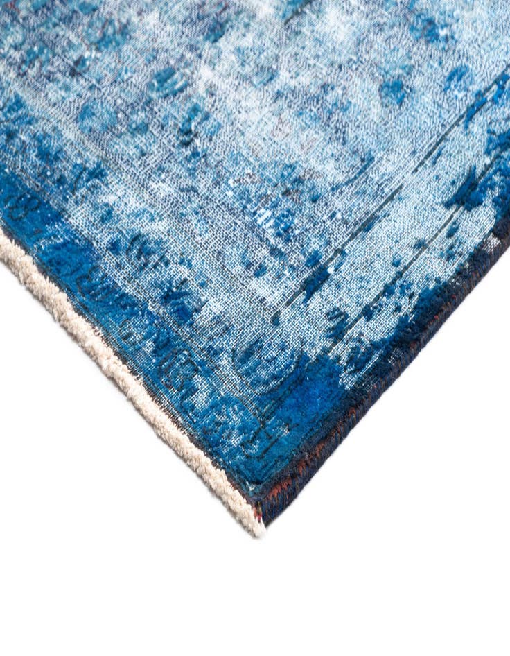 Detail image of  10' x 13' Vintage Royal Wool Rug