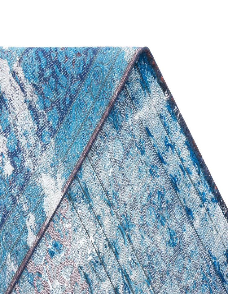 Detail image of  10' x 13' Vintage Royal Wool Rug