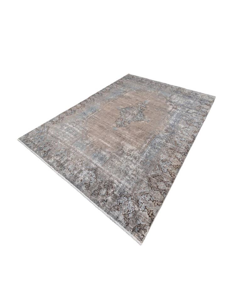 Detail image of  8' 11 x 12' 3 Vintage Royal Wool Rug