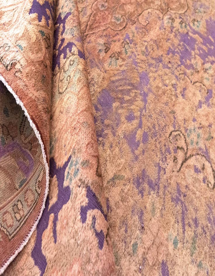 Detail image of  9' 5 x 12' 10 Vintage Royal Wool Rug