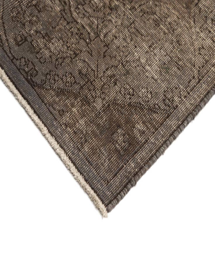 Detail image of  5' 8 x 8' 11 Vintage Rug