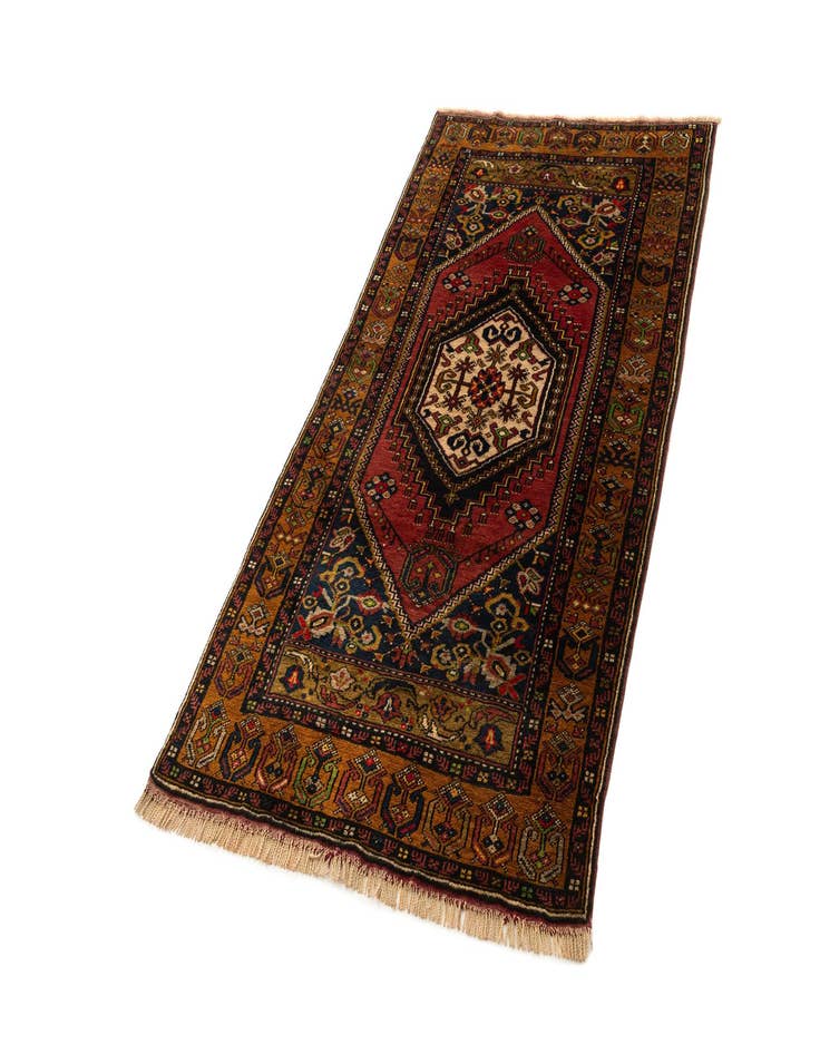 Detail image of  3' 3 x 6' Yahyali Rug