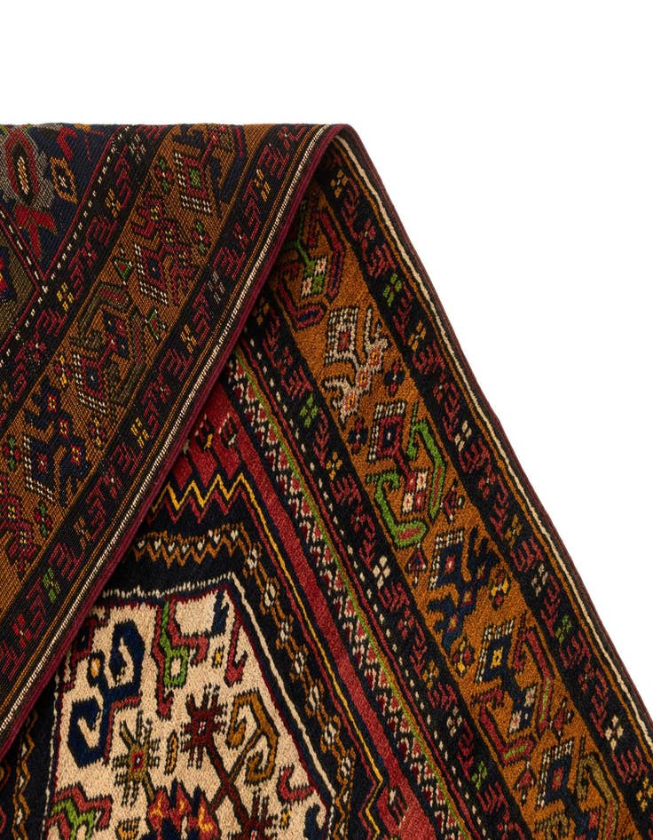 Detail image of  3' 3 x 6' Yahyali Rug