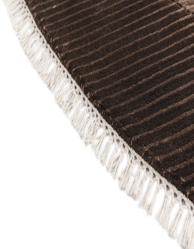 Detail image of  6' 7 x 6' 7  Hand Knotted Darya Wool Round Rug