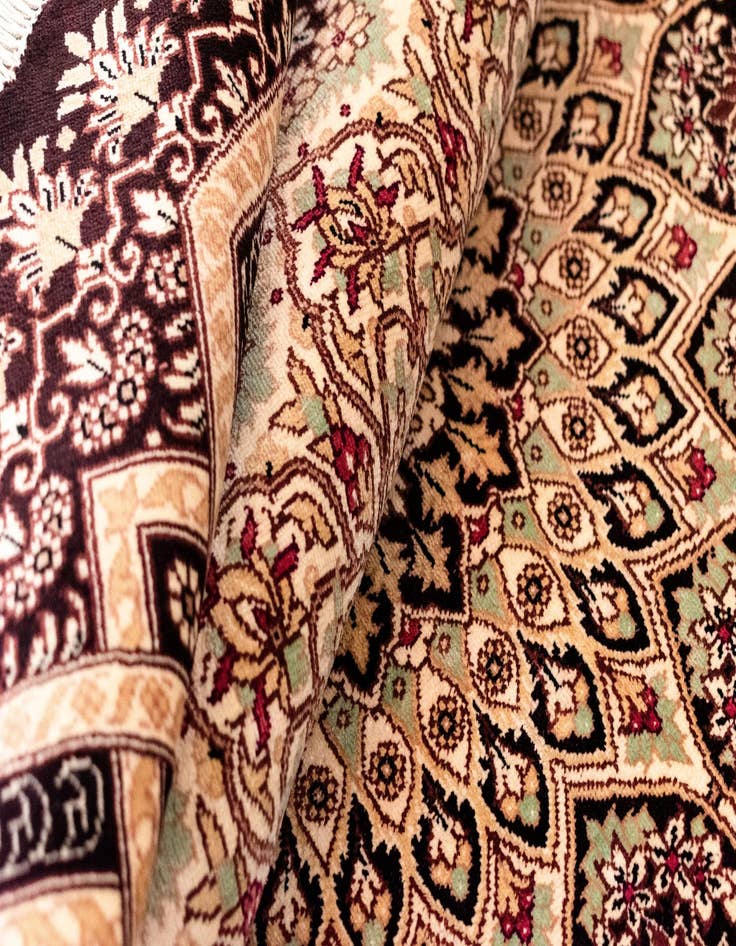Detail image of  6' 6 x 6' 6 Ghom Silk Round Rug