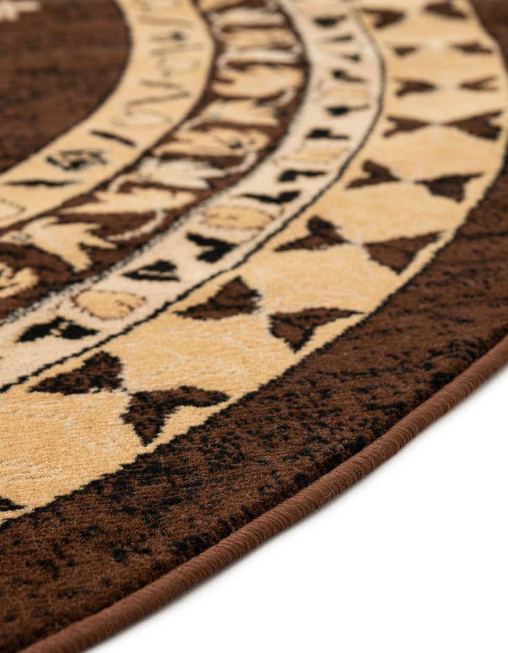 Detail image of  7' 10 x 7' 10 Heris Round Rug