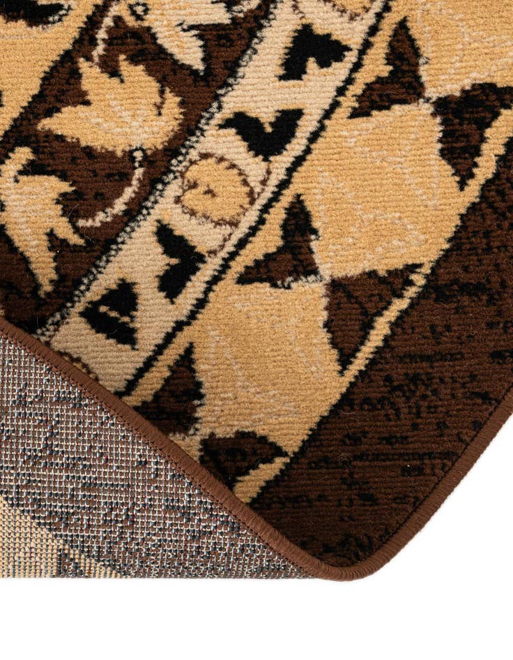 Detail image of  7' 10 x 7' 10 Heris Round Rug