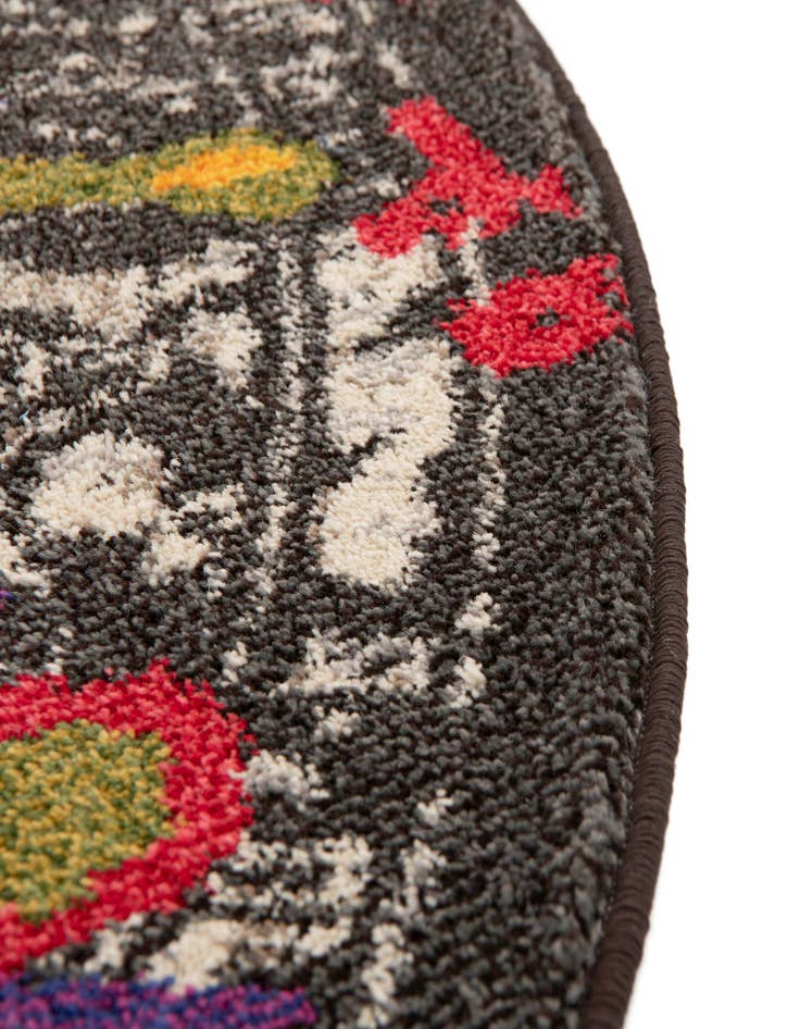 Detail image of  6' x 6'  Washable Mesa Round Rug