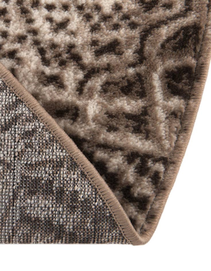 Detail image of  7' x 7' Monte Carlo Round Rug