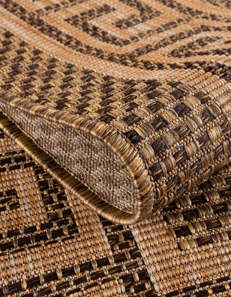 Detail image of  6' x 6'  Washable Border Indoor / Outdoor Round Rug