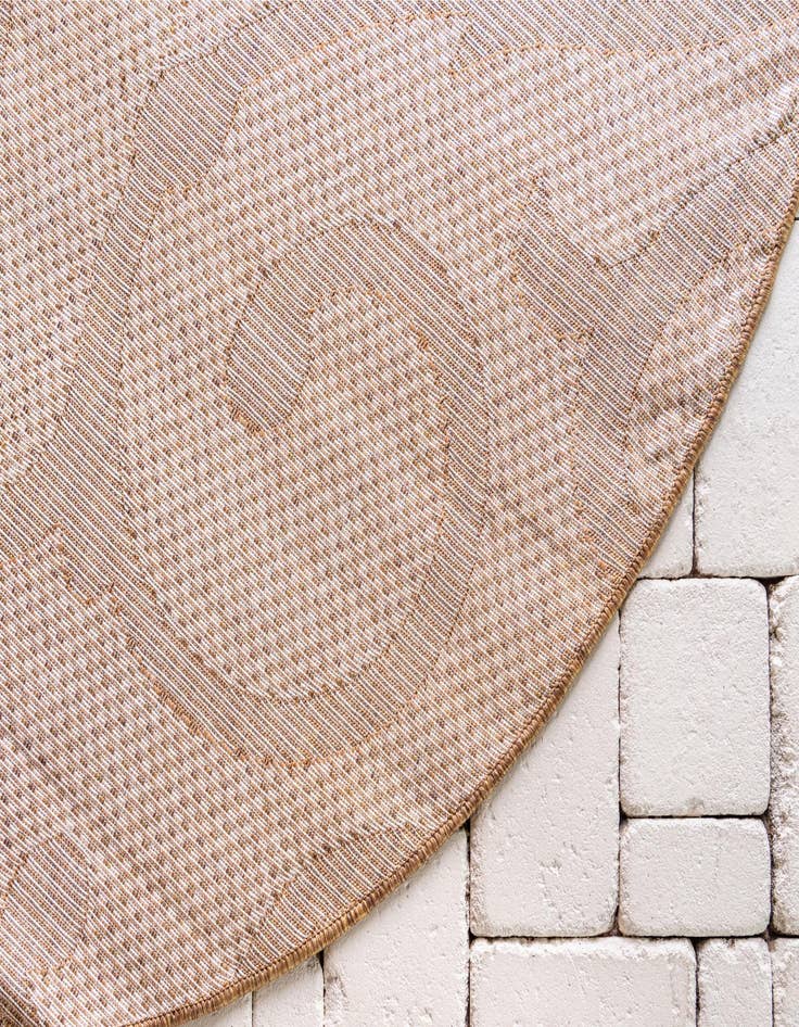 Detail image of  6' x 6'  Washable Botanical Indoor / Outdoor Round Rug