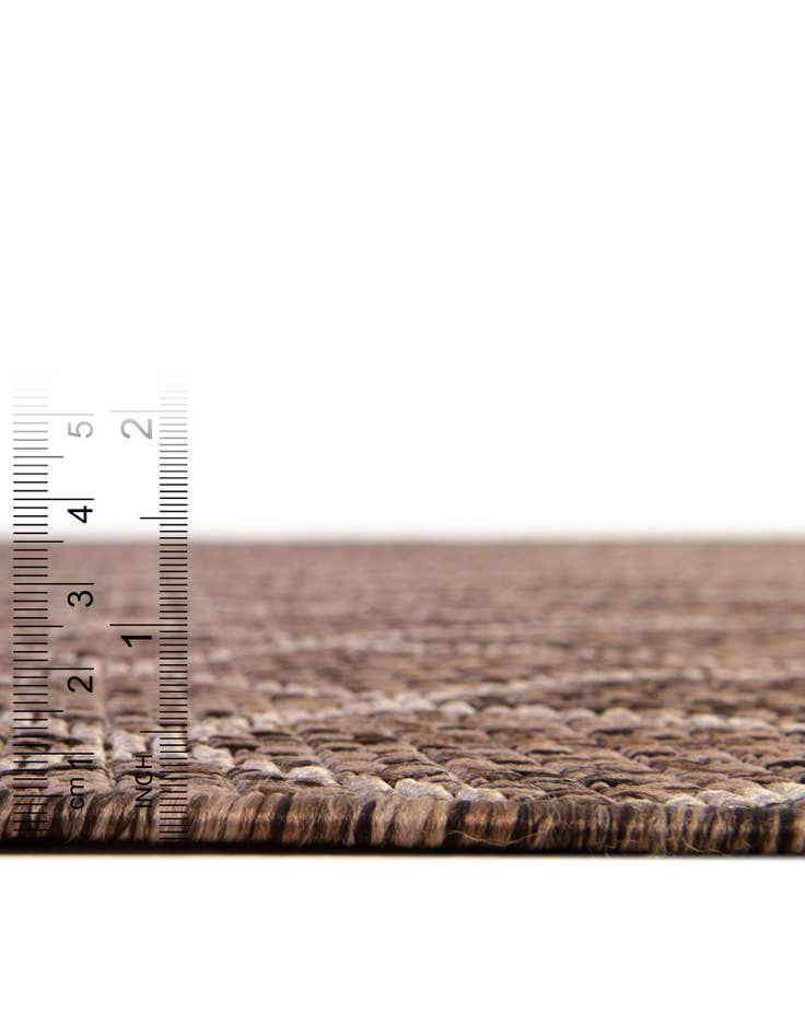 Detail image of  10' x 10'  Washable Lattice Indoor / Outdoor Round Rug