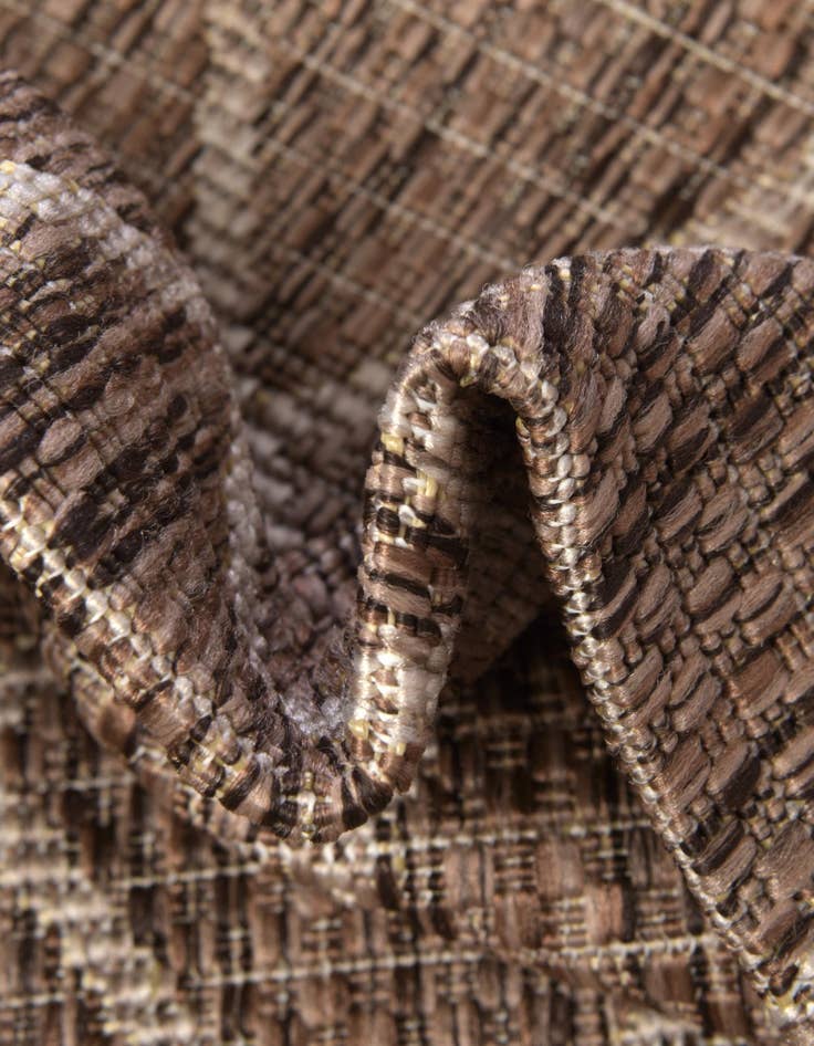 Detail image of  10' x 10'  Washable Lattice Indoor / Outdoor Round Rug