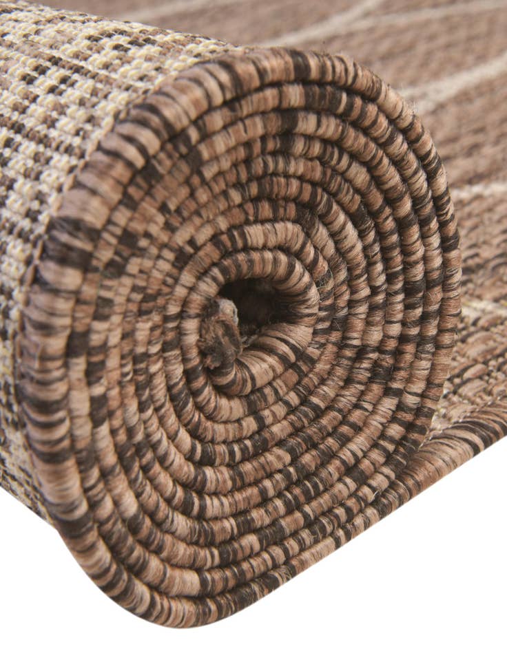 Detail image of  10' x 10'  Washable Lattice Indoor / Outdoor Round Rug