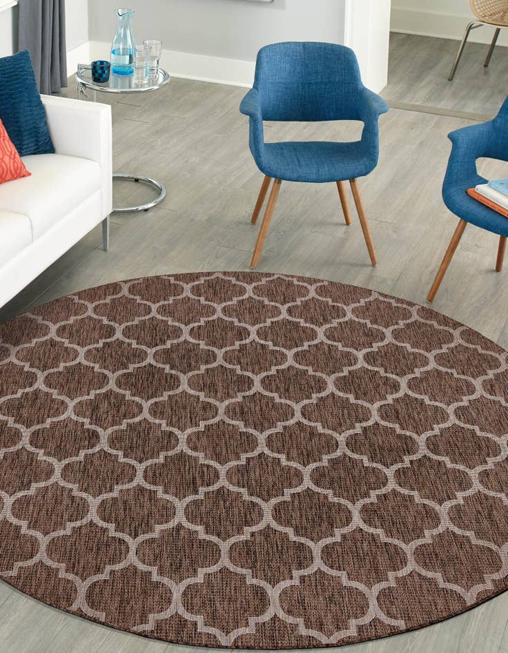 Detail image of  10' 8 x 10' 8  Washable Lattice Indoor / Outdoor Round Rug