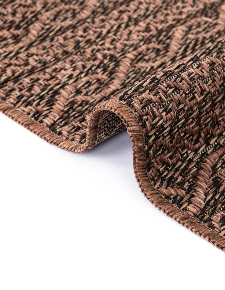 Detail image of  6' x 6'  Washable Modern Indoor / Outdoor Round Rug