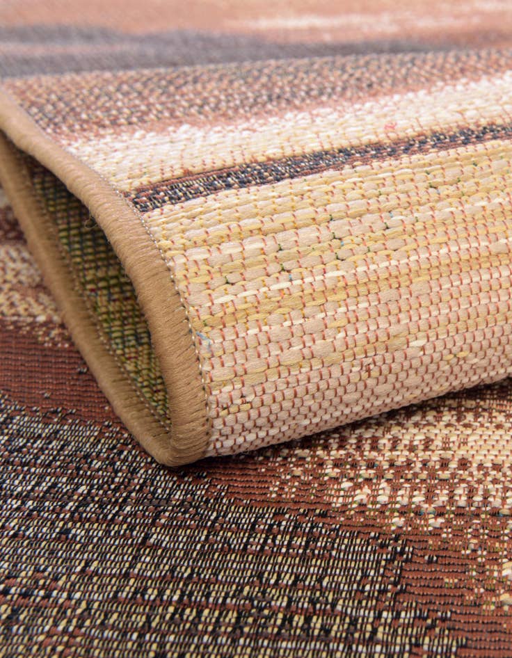 Detail image of  8' x 8'  Washable Modern Indoor / Outdoor Round Rug