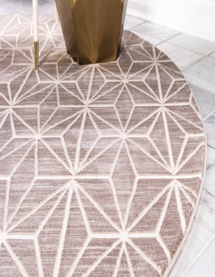 Detail image of Jill Zarin 5' 3 x 5' 3 Uptown Fifth Avenue Round Rug