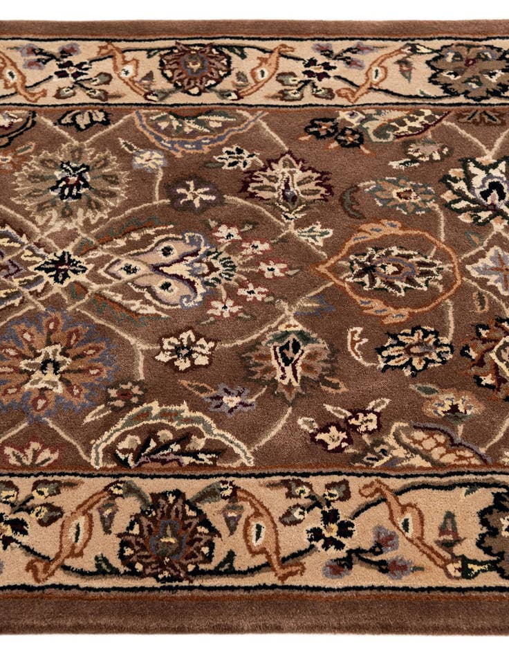 Detail image of  2' 8 x 12' Aditi Runner Rug