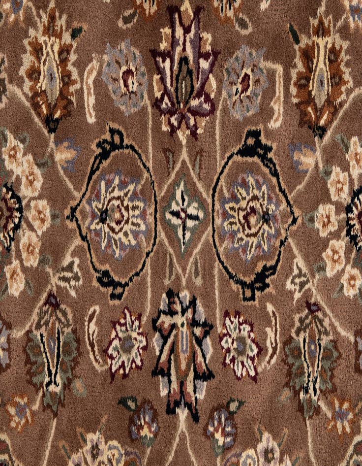 Detail image of  2' 8 x 12' Aditi Runner Rug