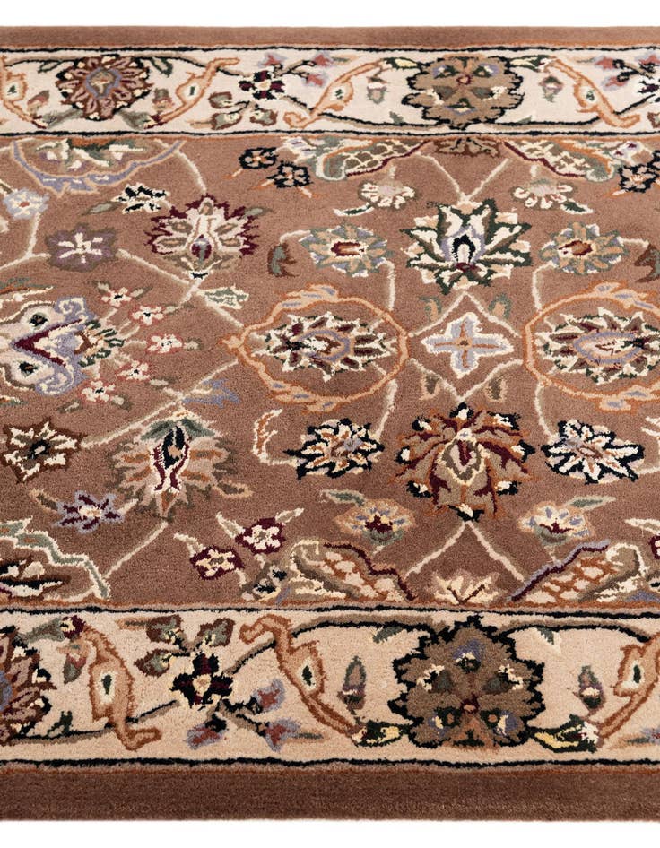 Detail image of  2' 8 x 12' Aditi Runner Rug