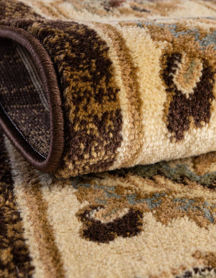 Detail image of 2' 2 x 6' Aditi Runner Rug