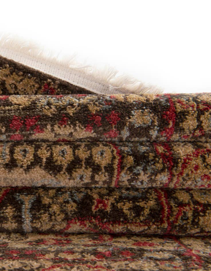 Detail image of  2' x 6' Amina Runner Rug