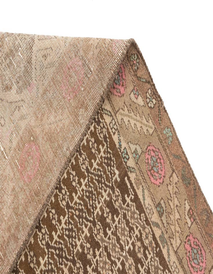 Detail image of  4' 9 x 11' 6 Arak Wool Runner Rug