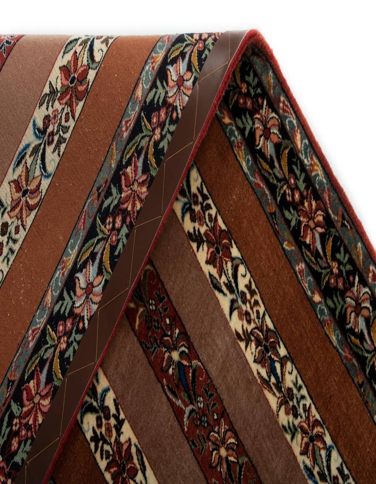 Detail image of  2' 4 x 5' Bidjar Wool Runner Rug