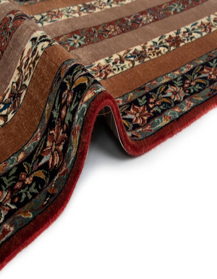 Detail image of  2' 4 x 5' Bidjar Wool Runner Rug