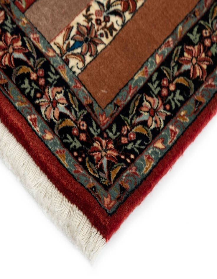 Detail image of  2' 4 x 5' Bidjar Wool Runner Rug
