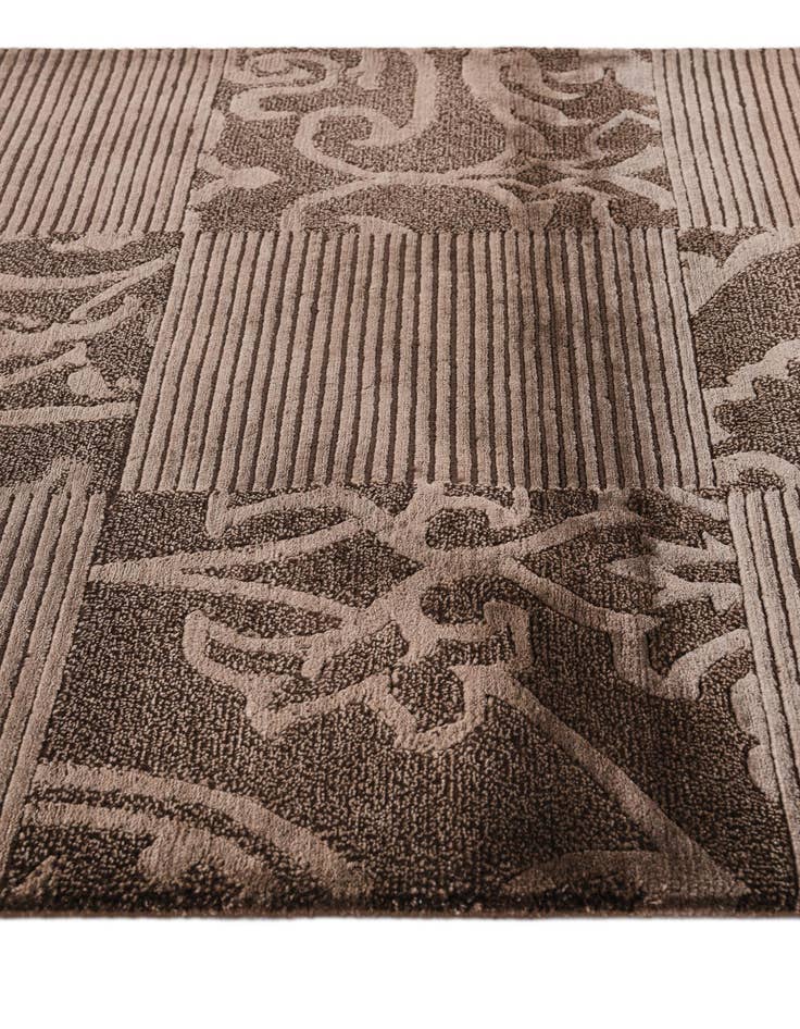 Detail image of  2' 9 x 9' 10  Hand Knotted Darya Wool Runner Rug