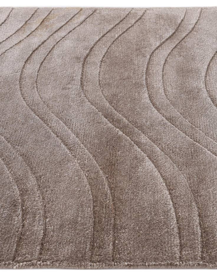 Detail image of  2' 7 x 9' 10  Hand Knotted Darya Wool Runner Rug
