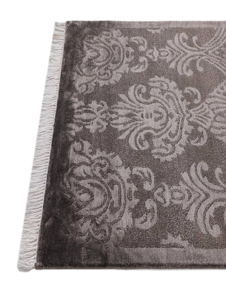 Detail image of  2' 10 x 9' 10  Hand Knotted Darya Wool Runner Rug