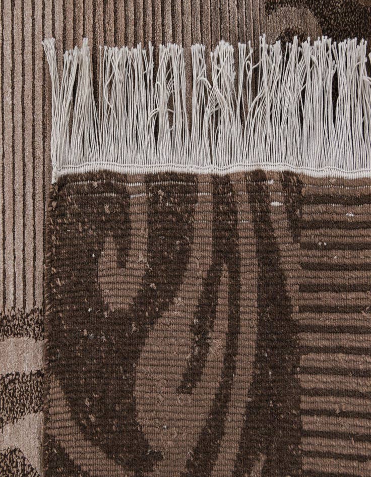 Detail image of  2' 9 x 10' 3  Hand Knotted Darya Wool Runner Rug
