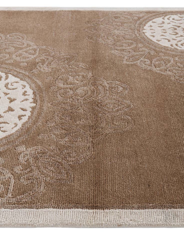 Detail image of  3' x 10' 2  Hand Knotted Darya Wool Runner Rug
