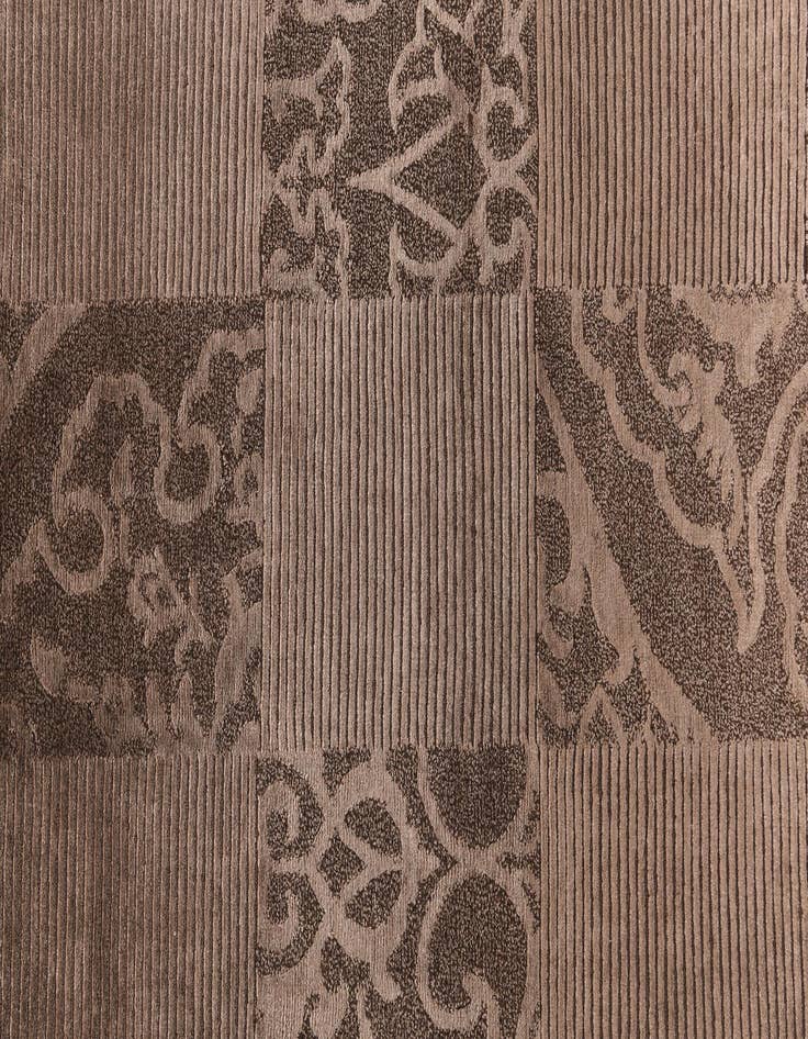 Detail image of  2' 8 x 10' Darya Runner Rug