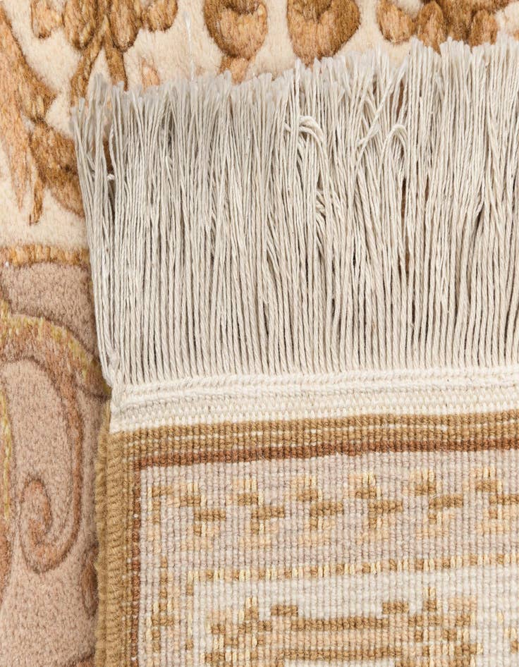 Detail image of  2' 8 x 9' 10 Darya Runner Rug