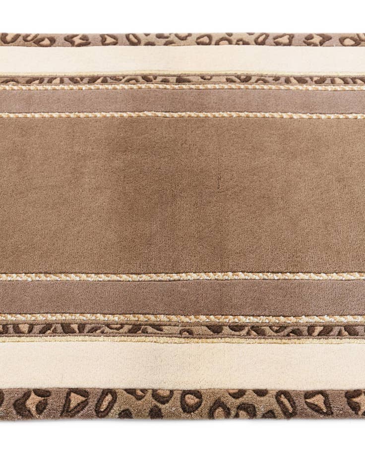 Detail image of  2' 9 x 9' 10 Darya Runner Rug