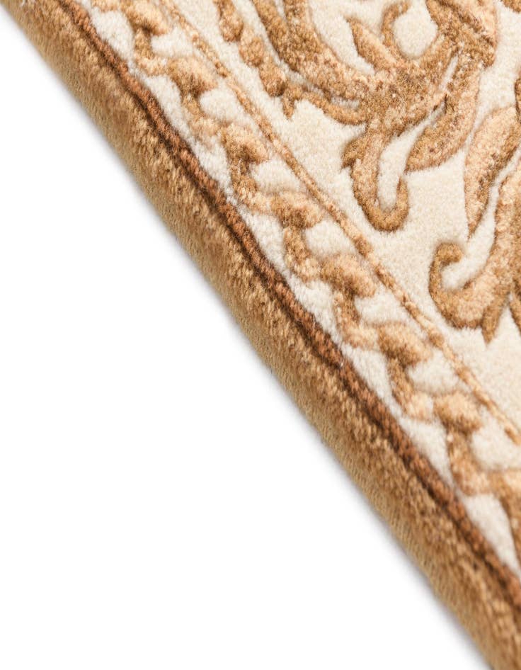 Detail image of  2' 8 x 9' 11 Darya Runner Rug