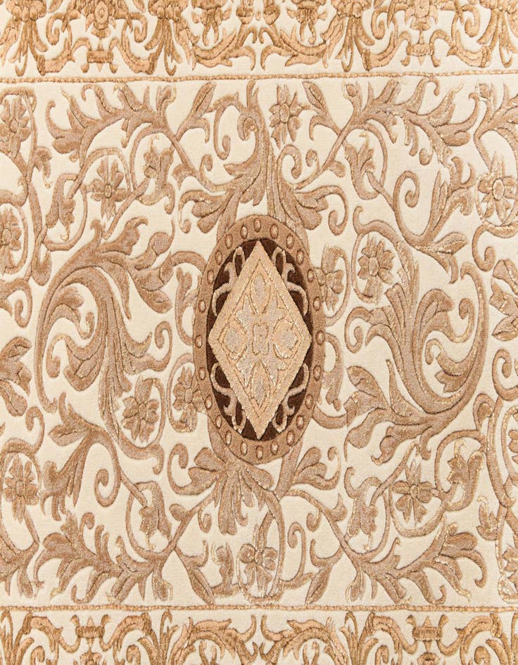 Detail image of  2' 8 x 9' 10 Darya Runner Rug