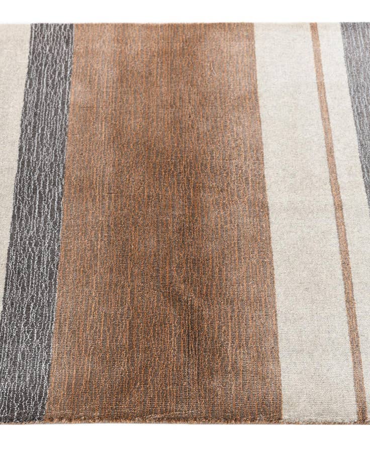Detail image of  2' 8 x 9' 8 Darya Runner Rug
