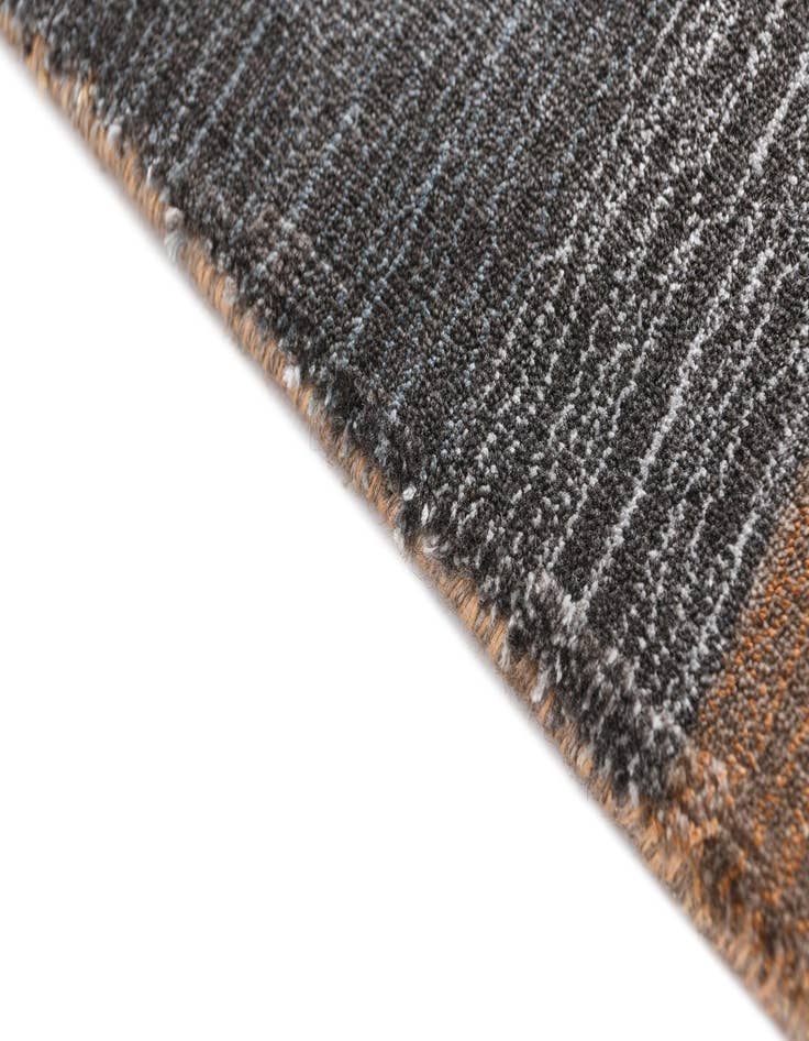 Detail image of  2' 8 x 9' 8 Darya Runner Rug