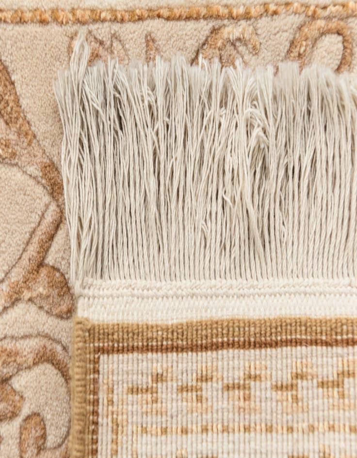 Detail image of  2' 8 x 9' 10 Darya Runner Rug