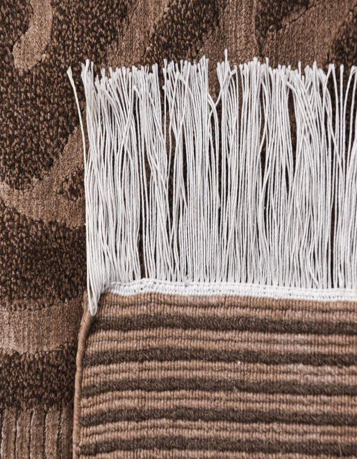 Detail image of  2' 7 x 13' Darya Runner Rug