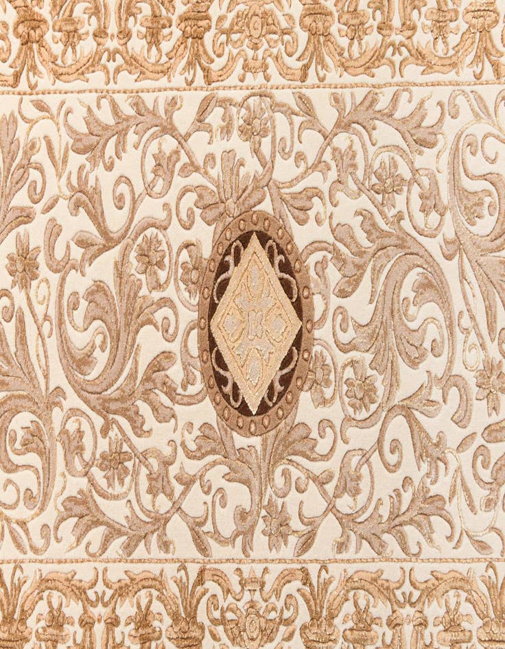 Detail image of  2' 7 x 13' 1 Darya Runner Rug