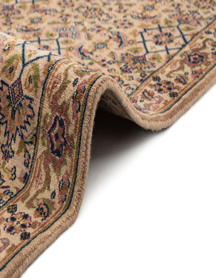 Detail image of  2' 9 x 12' 9  Hand Knotted Farahan Wool Runner Rug