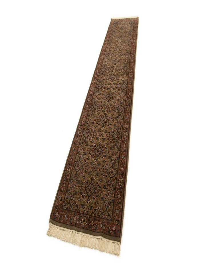 Detail image of  2' 9 x 13' Feraghan Runner Rug